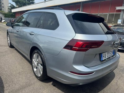 Volkswagen Golf Variant 2.0 tdi Edition 150cv dsg (4)