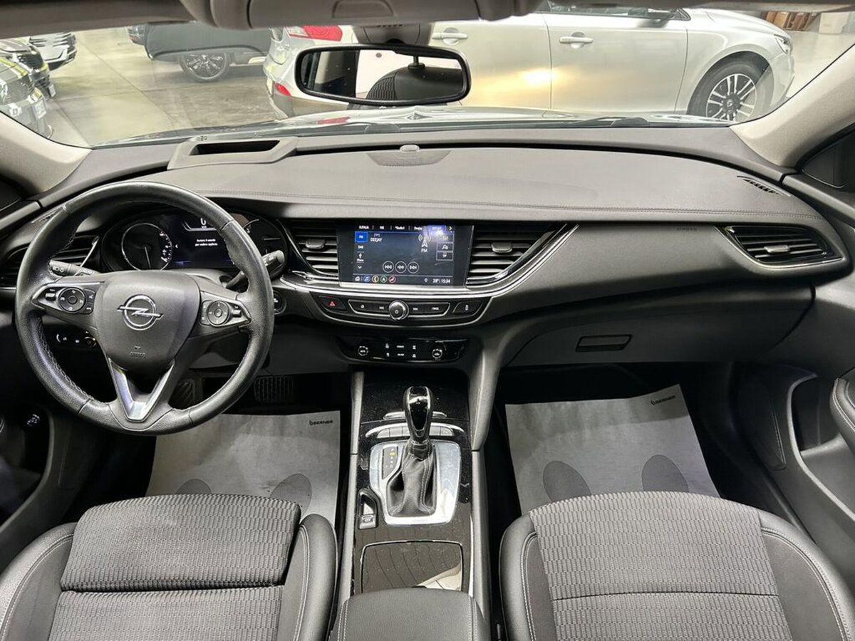 Opel Insignia Station Wagon 1.6 CDTI 136 S&S Sports Innovation (9)