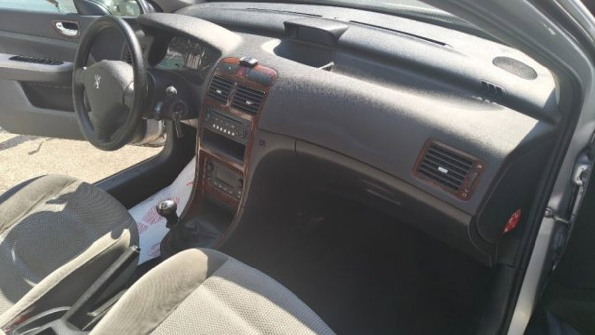 Peugeot 307 16V 5p. XT (14)