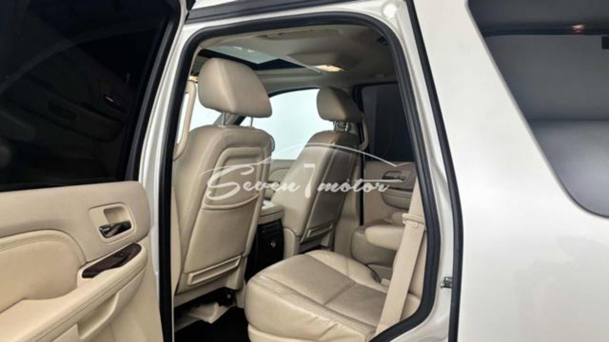 Cadillac Escalade 6.2 V8 aut. Sport Luxury (11)