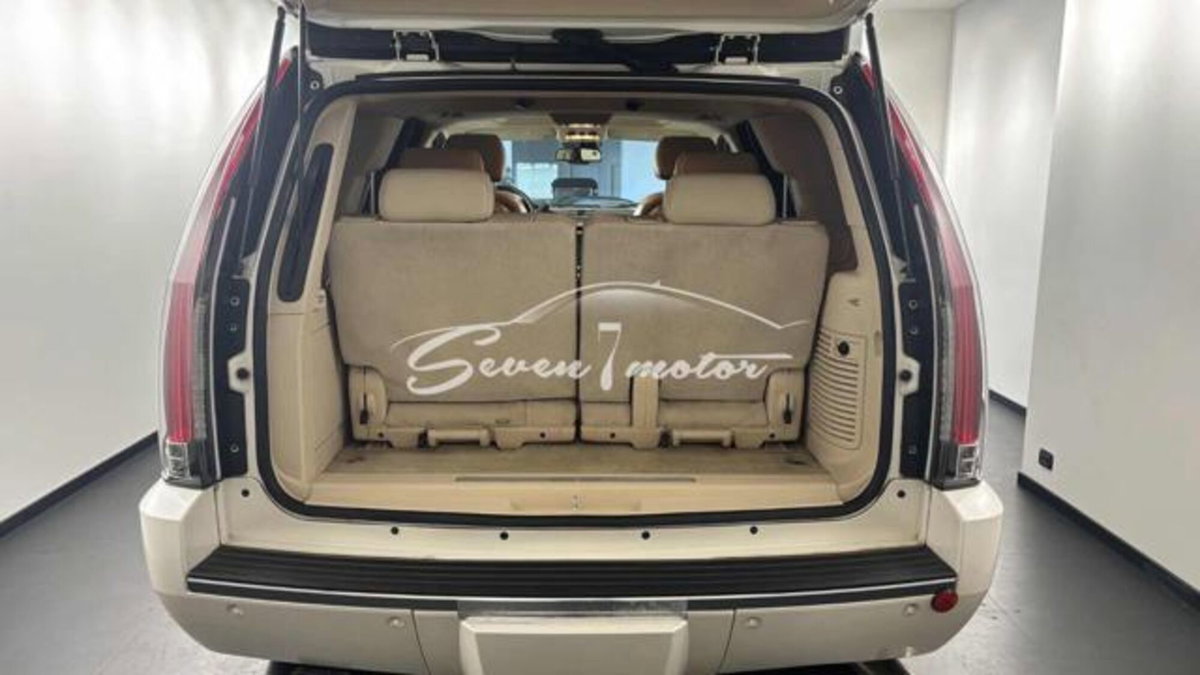 Cadillac Escalade 6.2 V8 aut. Sport Luxury (15)