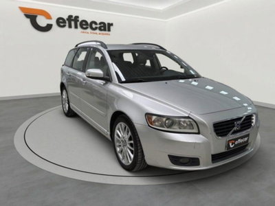 Volvo V50 2.0 D cat Momentum (3)