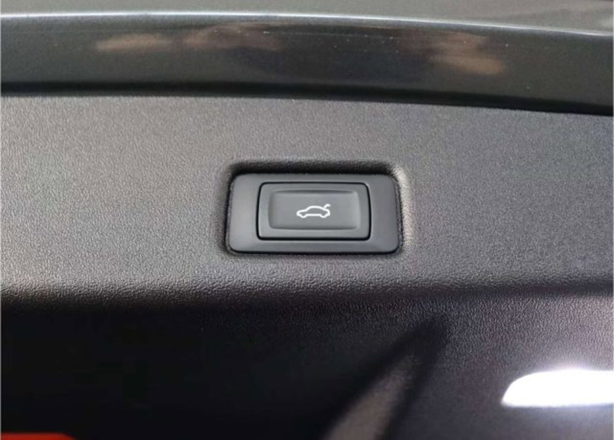 Audi Q5 2.0 tfsi mhev+ S line edition quattro 204cv s-tronic (14)