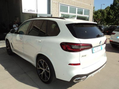 BMW X5 xDrive30d 48V Msport (2)