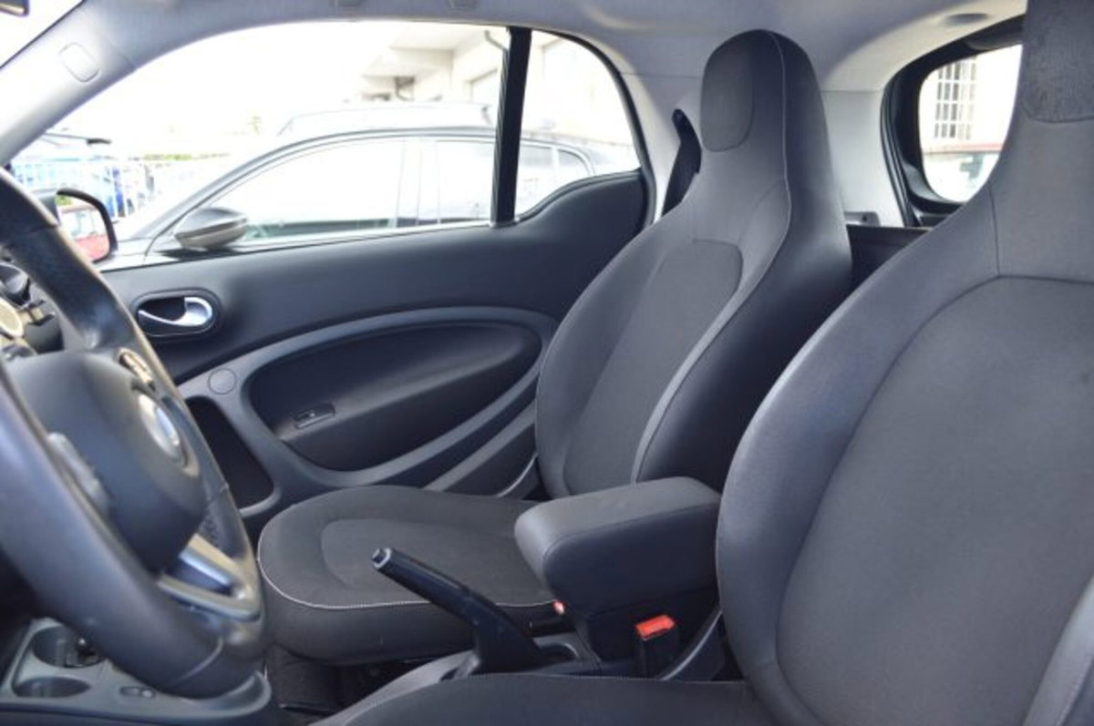 smart Fortwo 70 1.0 twinamic Passion (8)