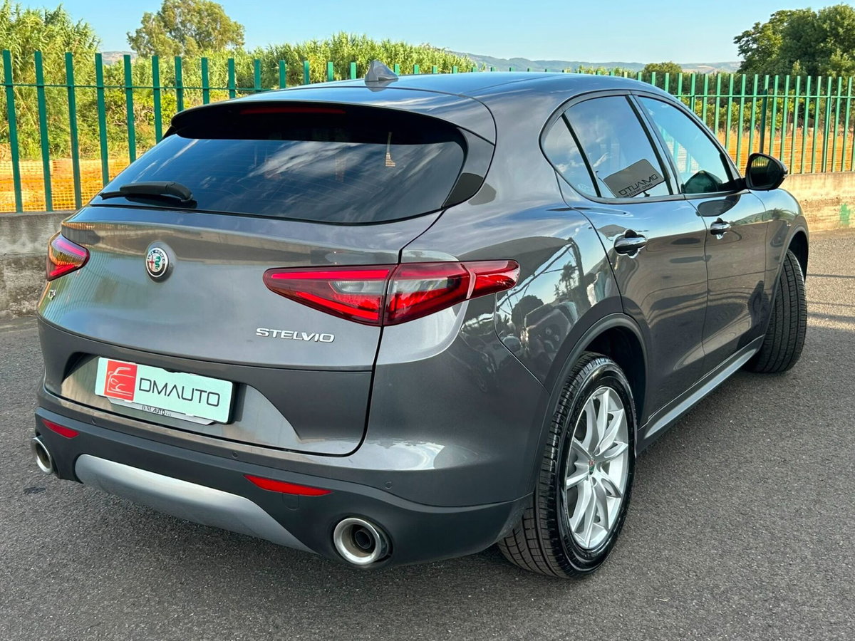 Alfa Romeo Stelvio Stelvio 2.2 Turbodiesel 210 CV AT8 Q4 Super (6)