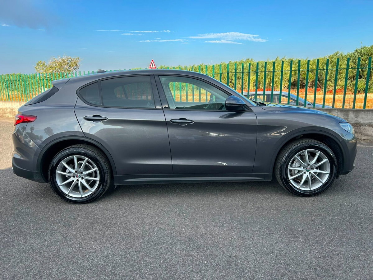 Alfa Romeo Stelvio Stelvio 2.2 Turbodiesel 210 CV AT8 Q4 Super (7)