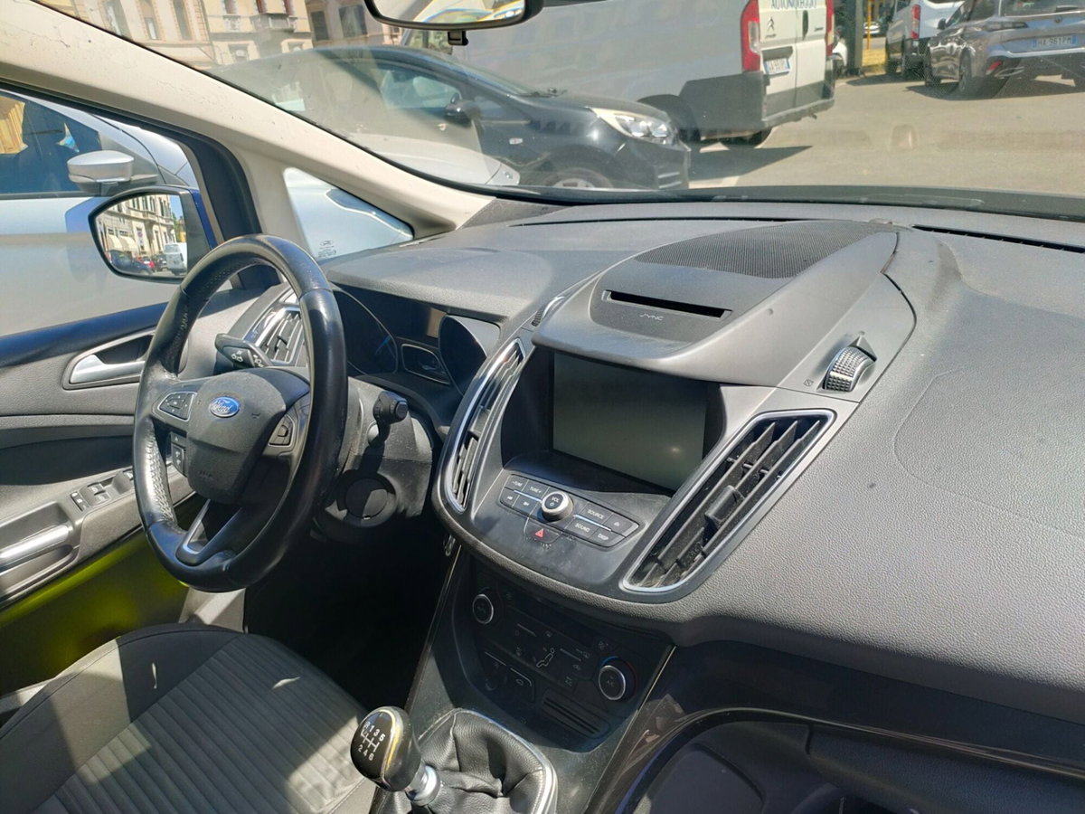 Ford C-Max 1.5 TDCi 95CV Start&Stop Titanium (17)