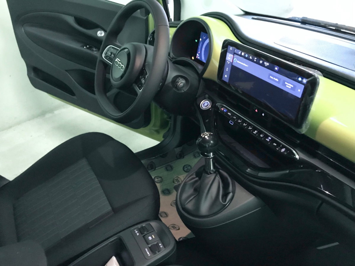 Fiat 500 1.0 hybrid Icon (15)