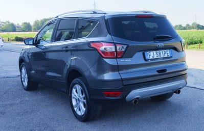 Ford Kuga 1.5 TDCI 120 CV S&S 2WD ST-Line Business (13)