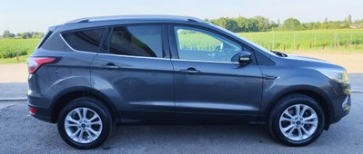 Ford Kuga 1.5 TDCI 120 CV S&S 2WD ST-Line Business (8)