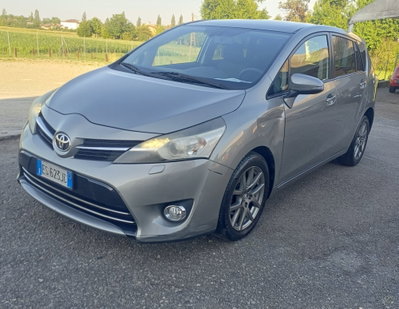 Toyota Verso 2.0 D Active 7 posti (10)