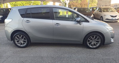 Toyota Verso 2.0 D Active 7 posti (4)