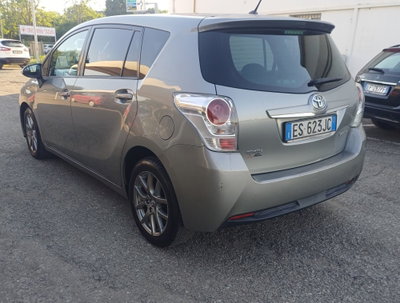 Toyota Verso 2.0 D Active 7 posti (5)