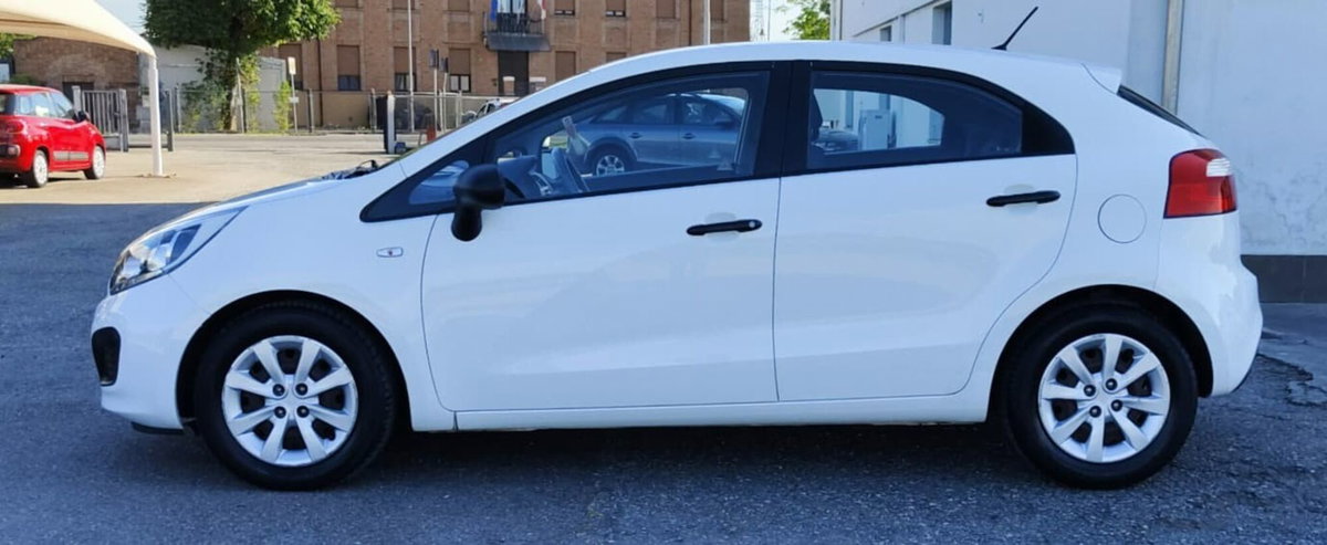 Kia Rio 1.2 CVVT 5p. EX (17)