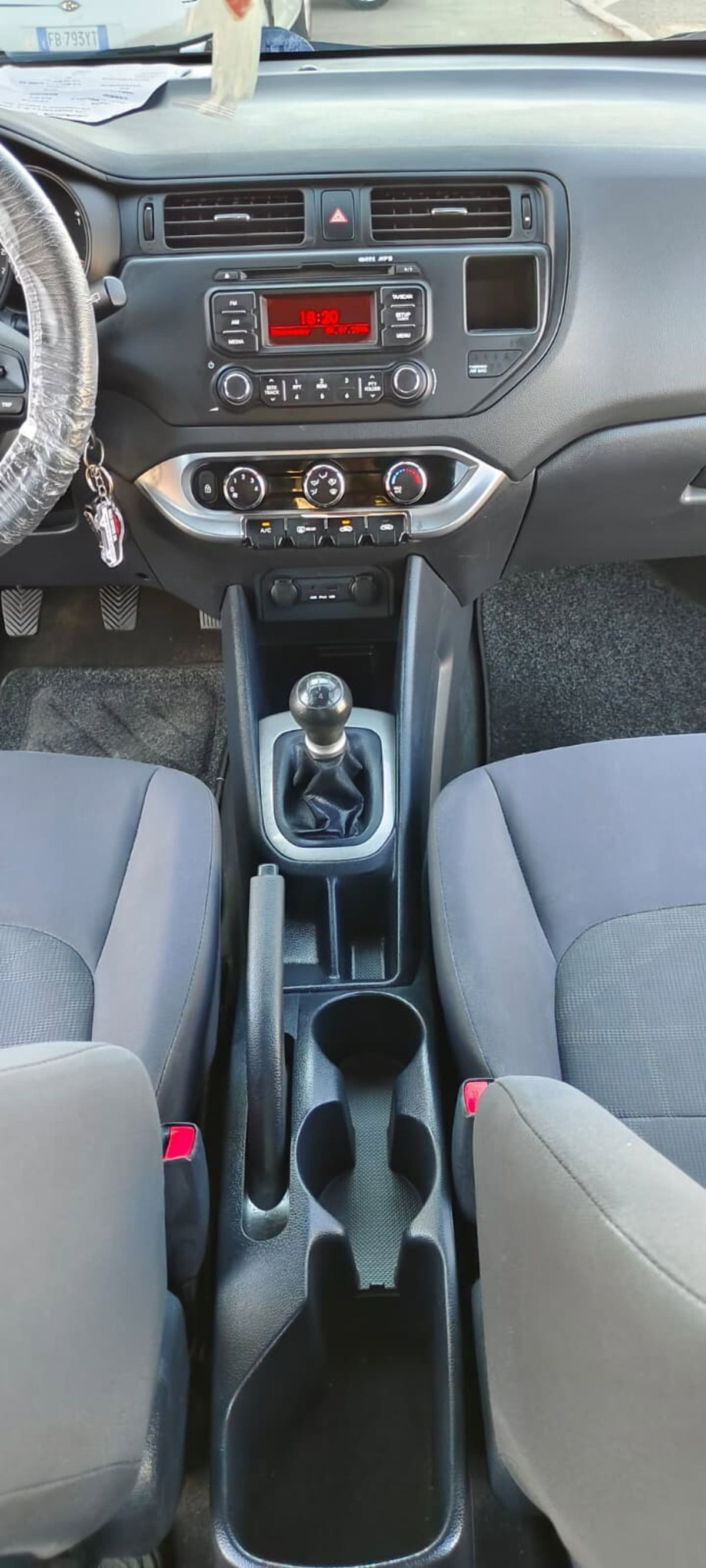 Kia Rio 1.2 CVVT 5p. EX (18)