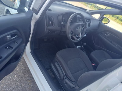 Kia Rio 1.2 CVVT 5p. EX (8)
