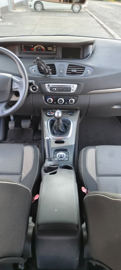 Renault Scenic E-Tech Electric XMod Cross 1.5 dCi 110CV Energy (17)