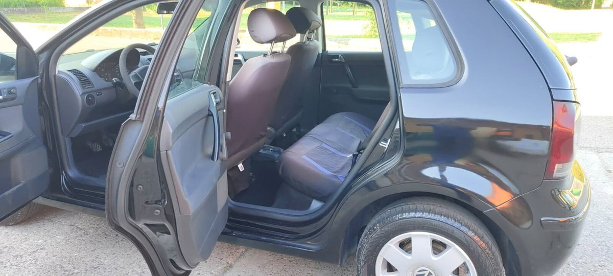 Volkswagen Polo 1.4/69CV TDI 3p. Sportline (7)