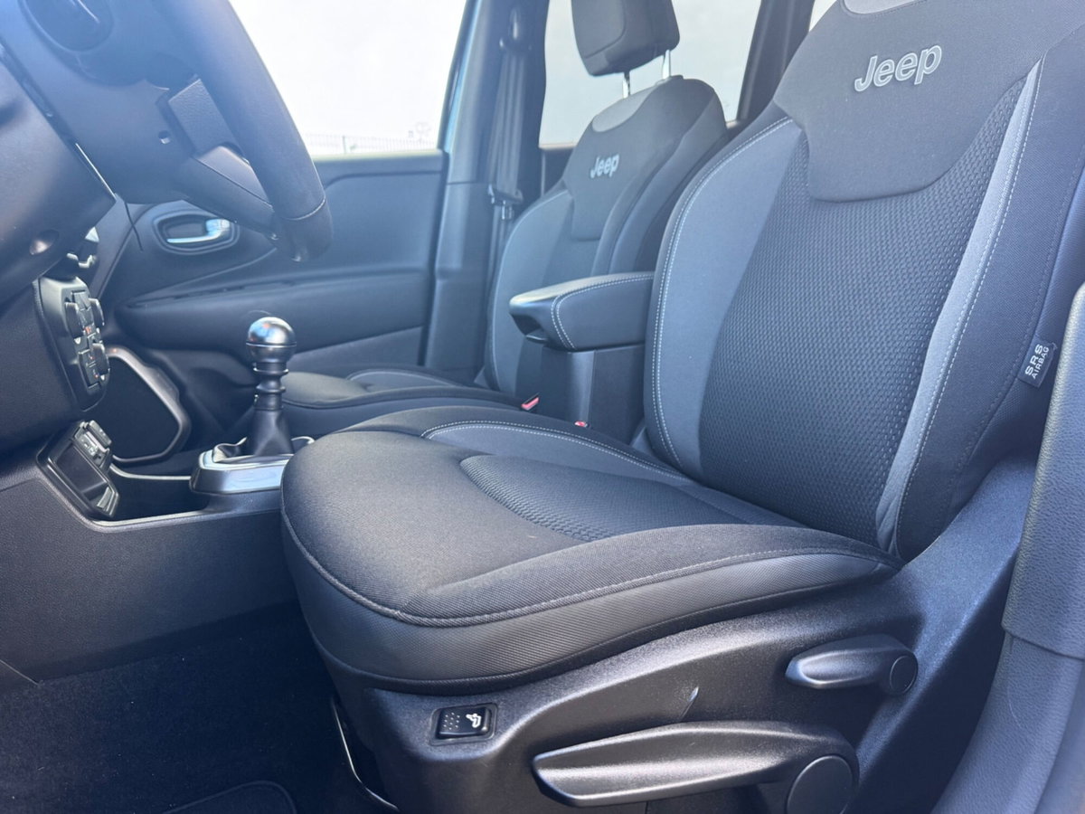 Jeep Renegade 1.6 Mjt 130 CV Limited (11)