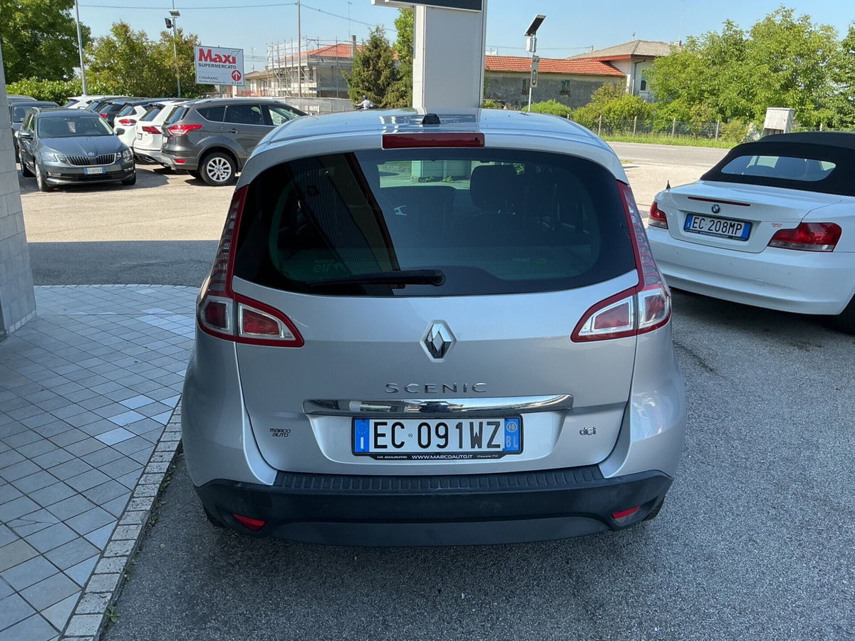 Renault Scenic E-Tech Electric 1.5 dCi 110CV Luxe (5)