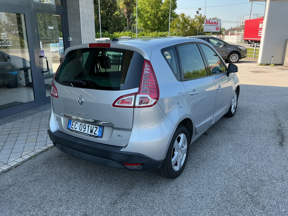 Renault Scenic E-Tech Electric 1.5 dCi 110CV Luxe (6)