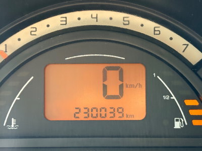 Citroen C3 1.4 HDi 70CV Classique (17)