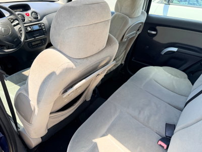 Citroen C3 1.4 HDi 70CV Classique (8)