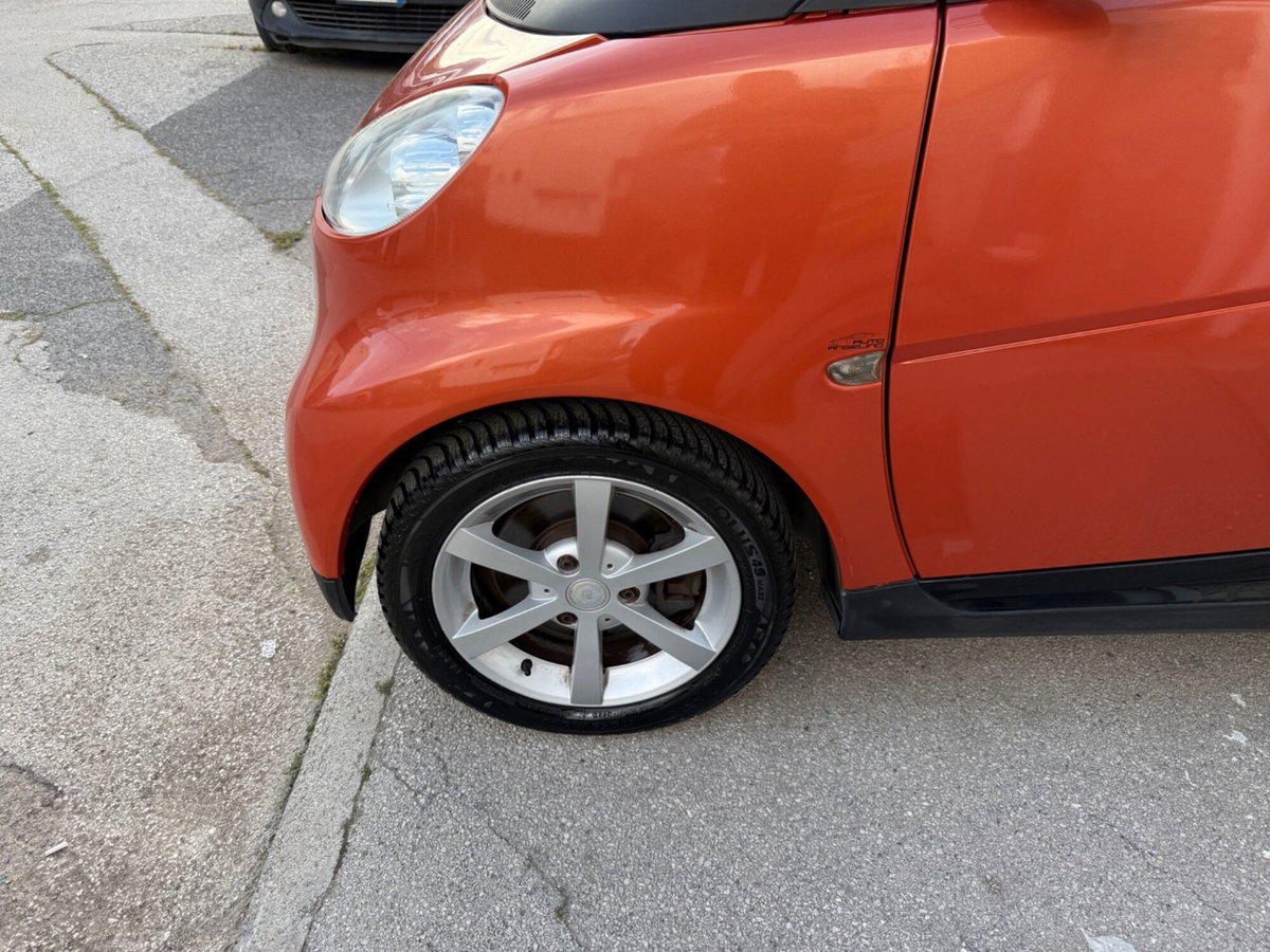 smart Fortwo 1000 52 kW MHD coupé passion (10)