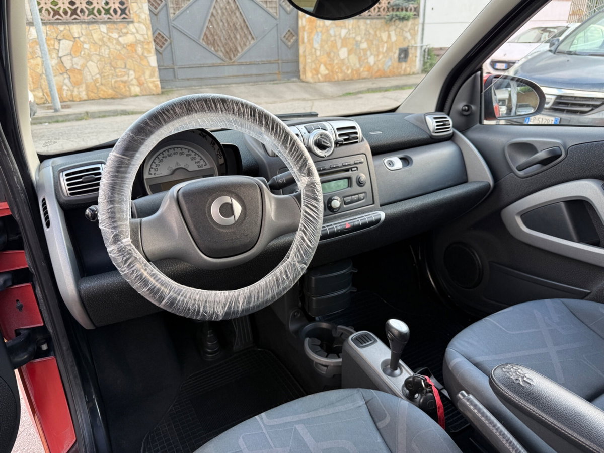 smart Fortwo 1000 52 kW MHD coupé passion (7)