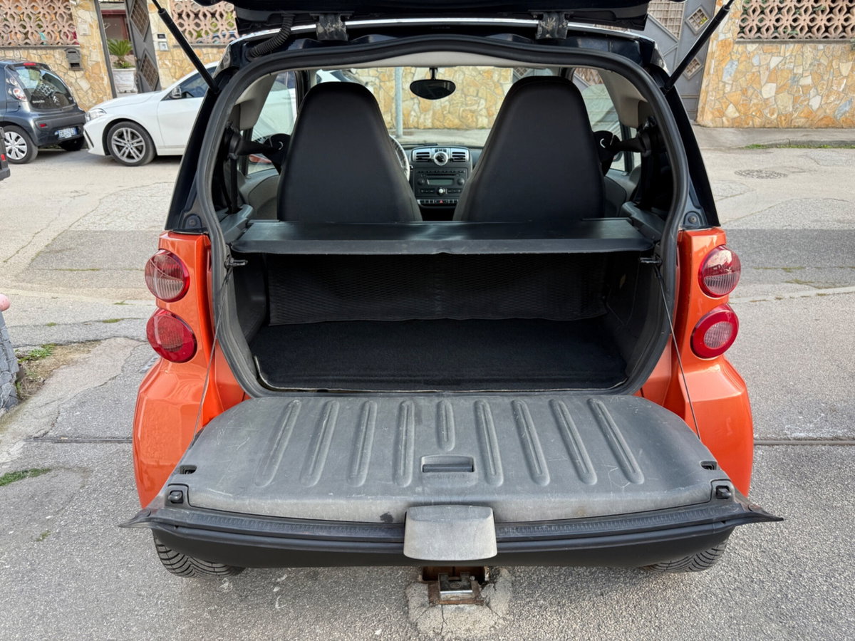 smart Fortwo 1000 52 kW MHD coupé passion (9)