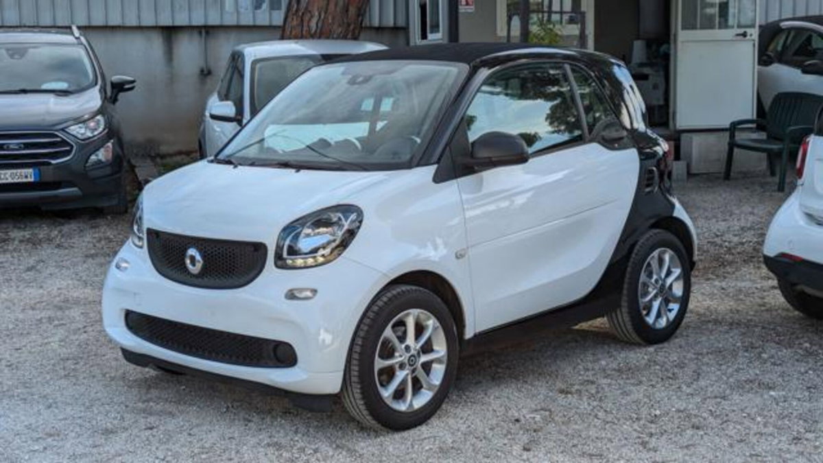 smart Fortwo 70 1.0 twinamic Youngster (2)
