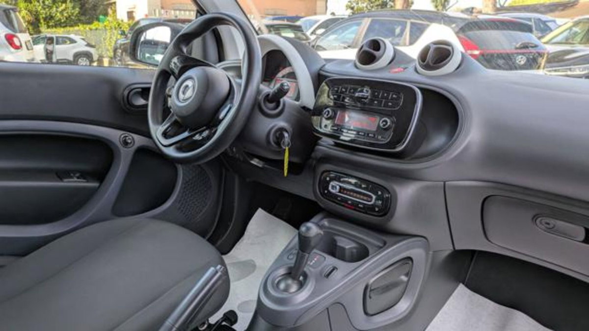 smart Fortwo 70 1.0 twinamic Youngster (7)