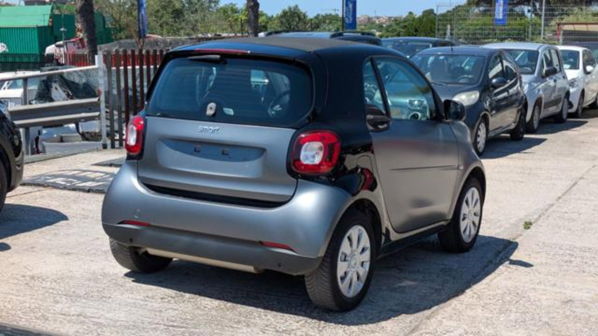 smart Fortwo 70 1.0 twinamic Youngster (4)