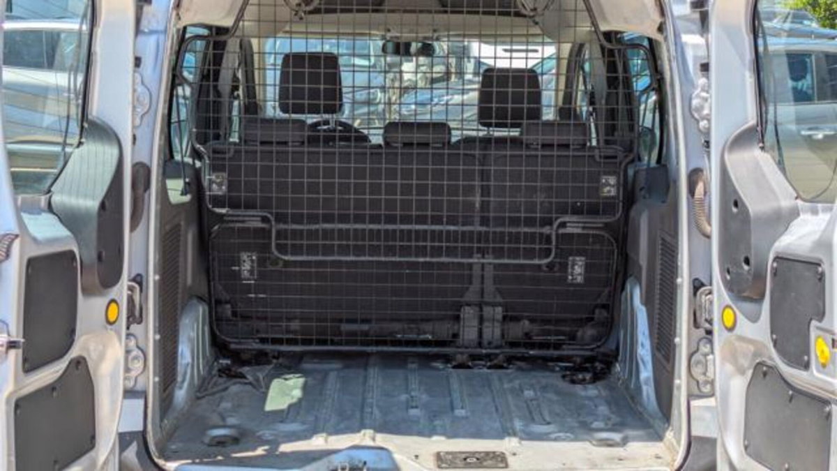 Ford Tourneo Connect 1.5 EcoBlue 100 CV Titanium (18)