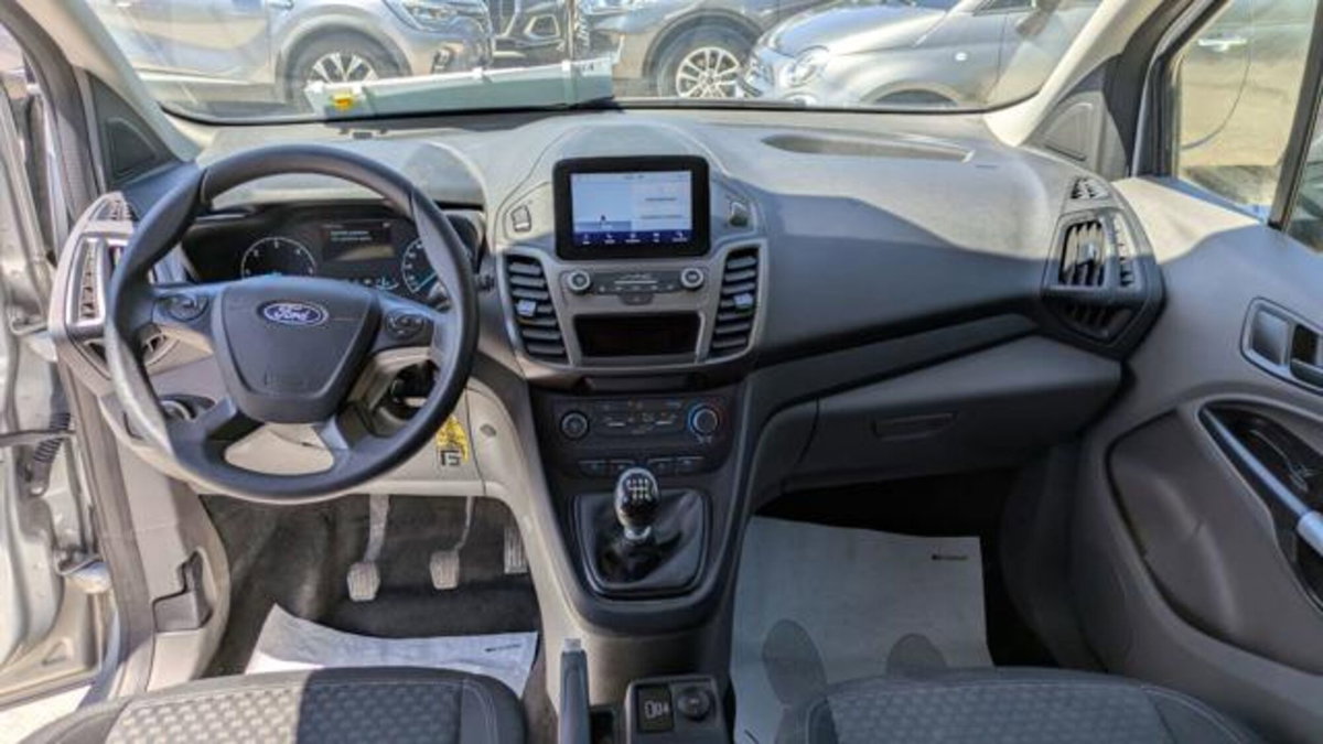 Ford Tourneo Connect 1.5 EcoBlue 100 CV Titanium (8)