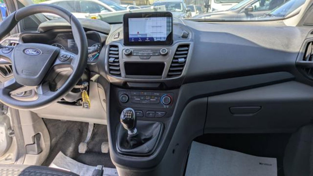 Ford Tourneo Connect 1.5 EcoBlue 100 CV Titanium (9)