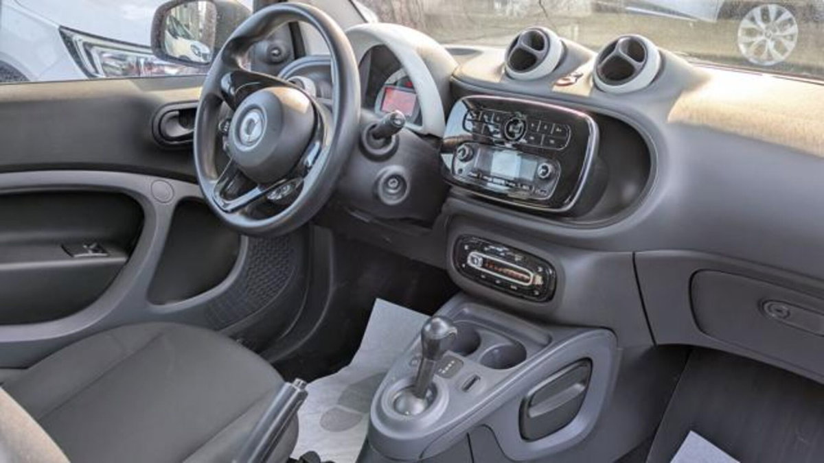 smart Fortwo 70 1.0 twinamic Youngster (8)
