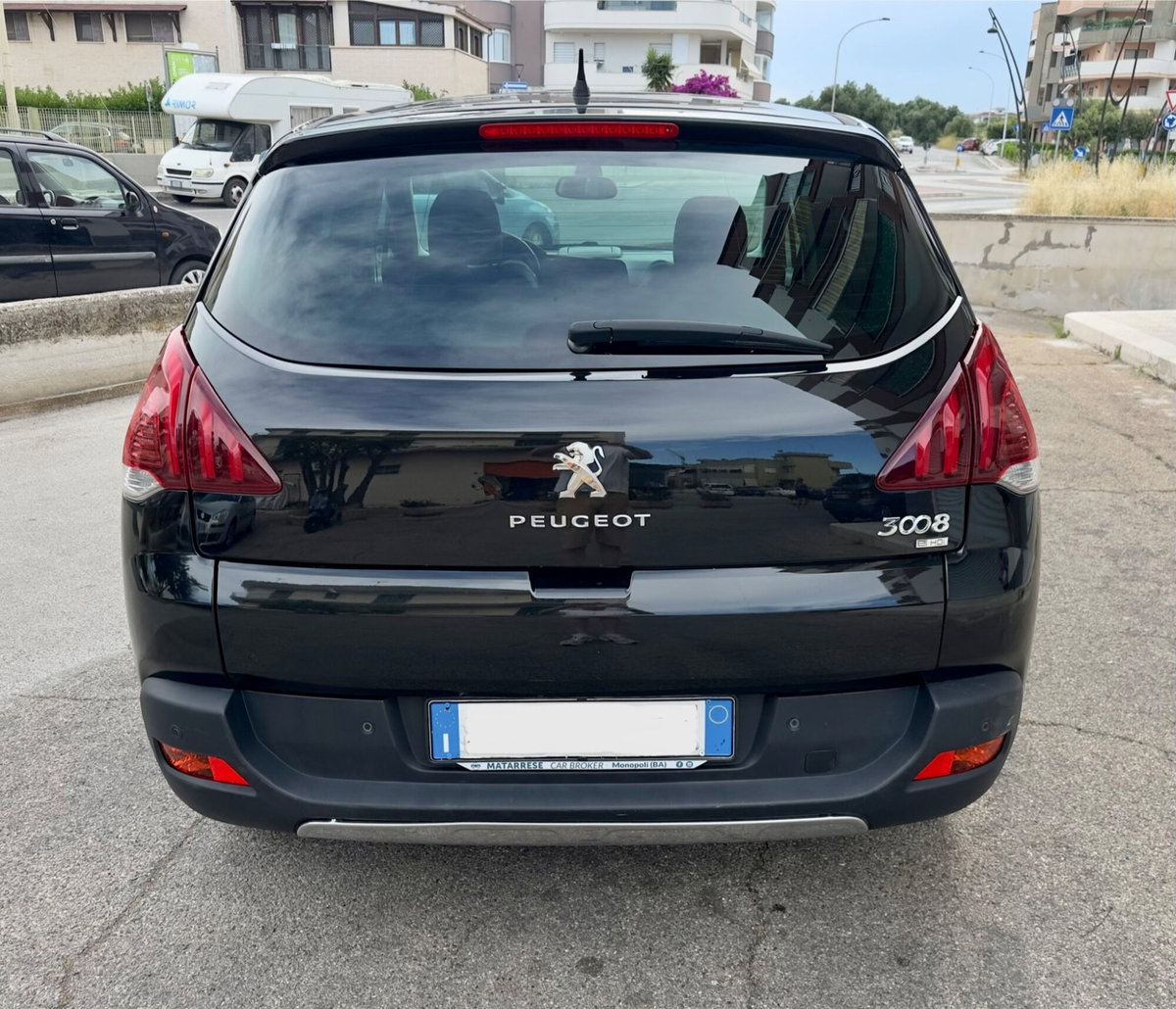 Peugeot 3008 1.6 HDi 115CV Allure (5)