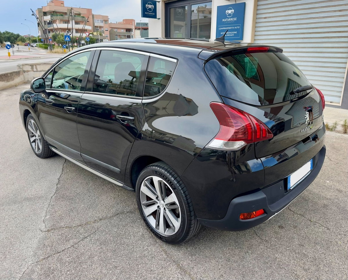 Peugeot 3008 1.6 HDi 115CV Allure (6)