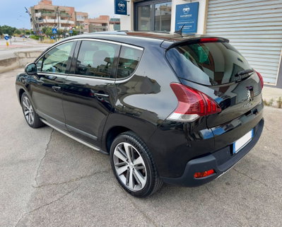 Peugeot 3008 1.6 HDi 115CV Allure (6)