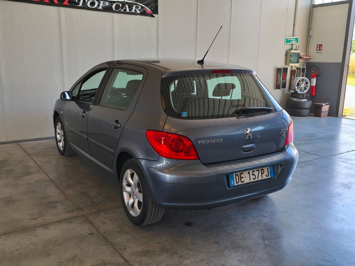 Peugeot 307 16V HDi 90CV 5p. Australian (10)