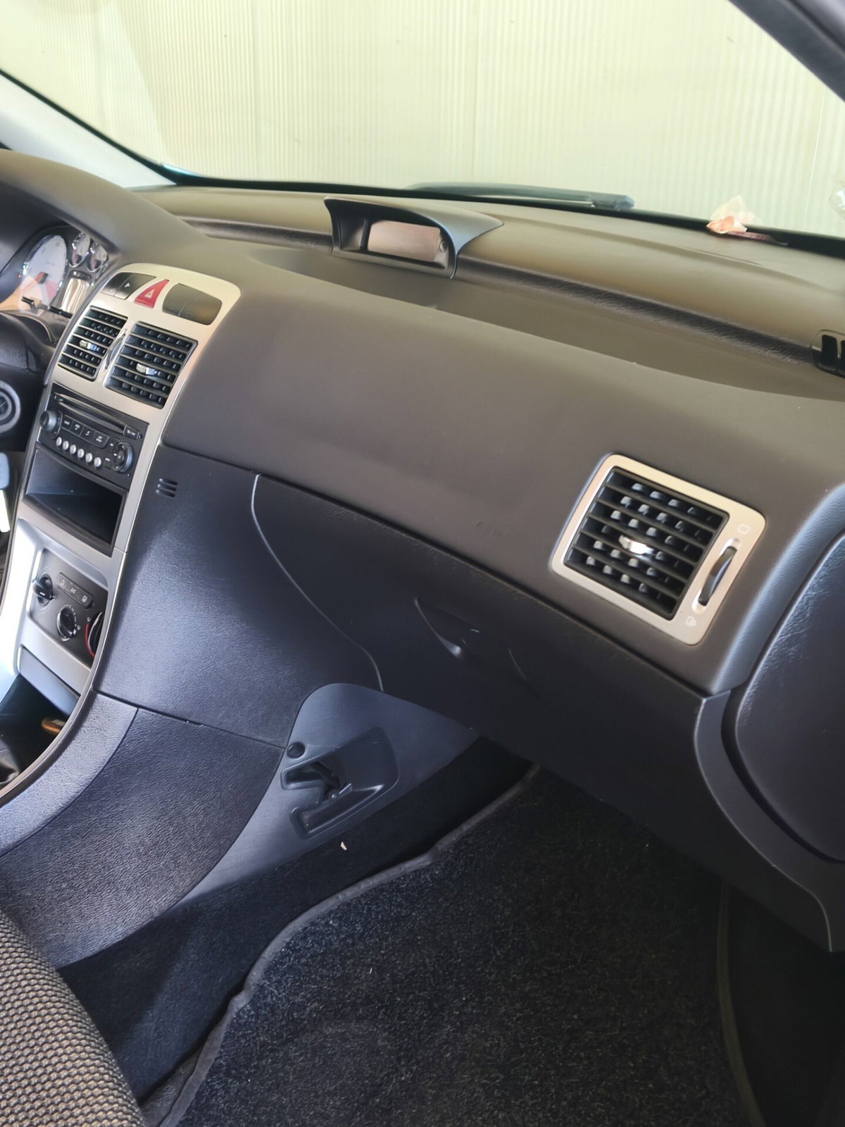 Peugeot 307 16V HDi 90CV 5p. Australian (17)