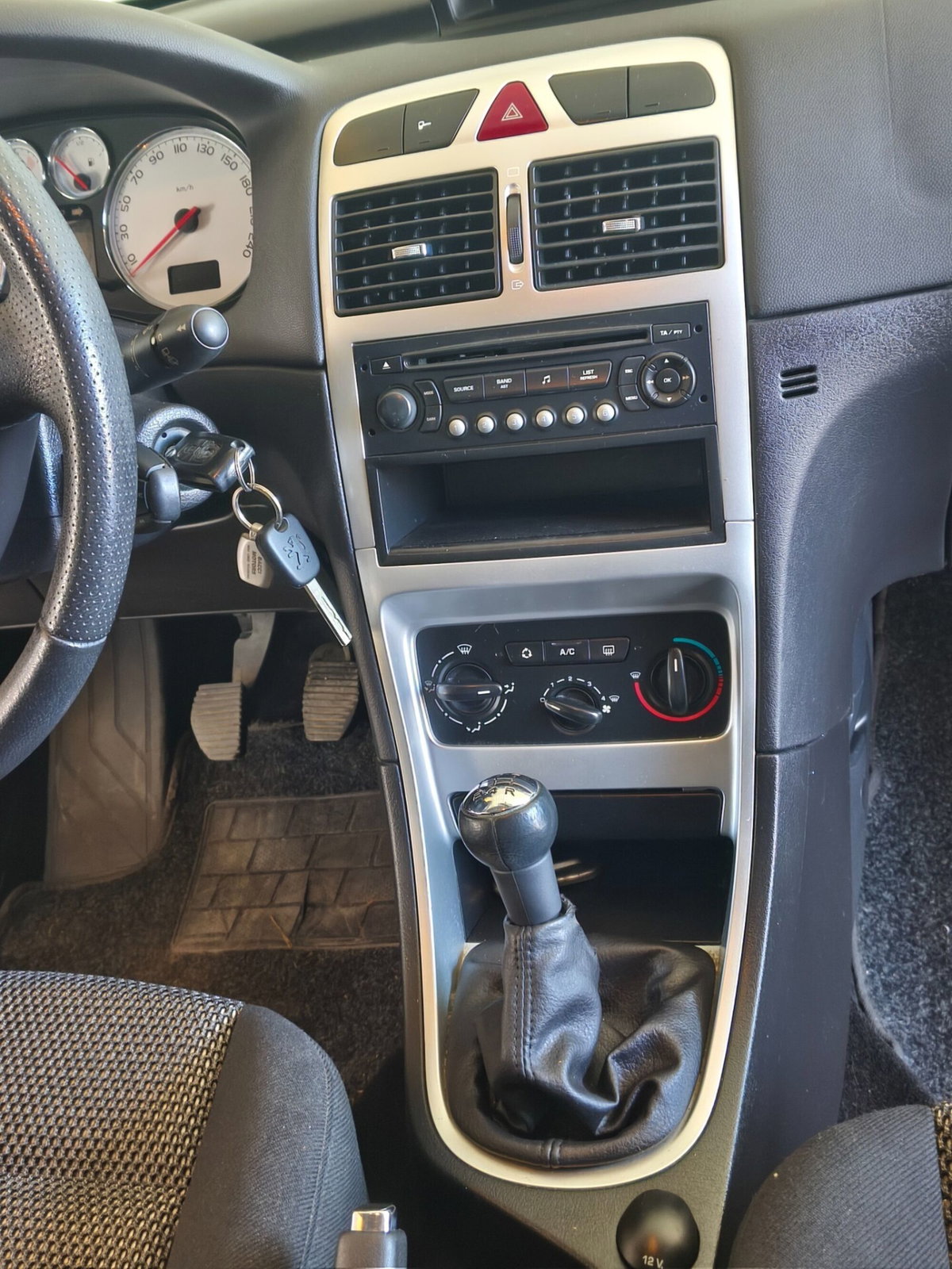 Peugeot 307 16V HDi 90CV 5p. Australian (19)