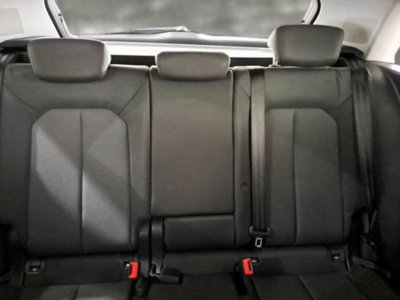 Audi Q3 35 TDI quattro S tronic Business Advanced (11)