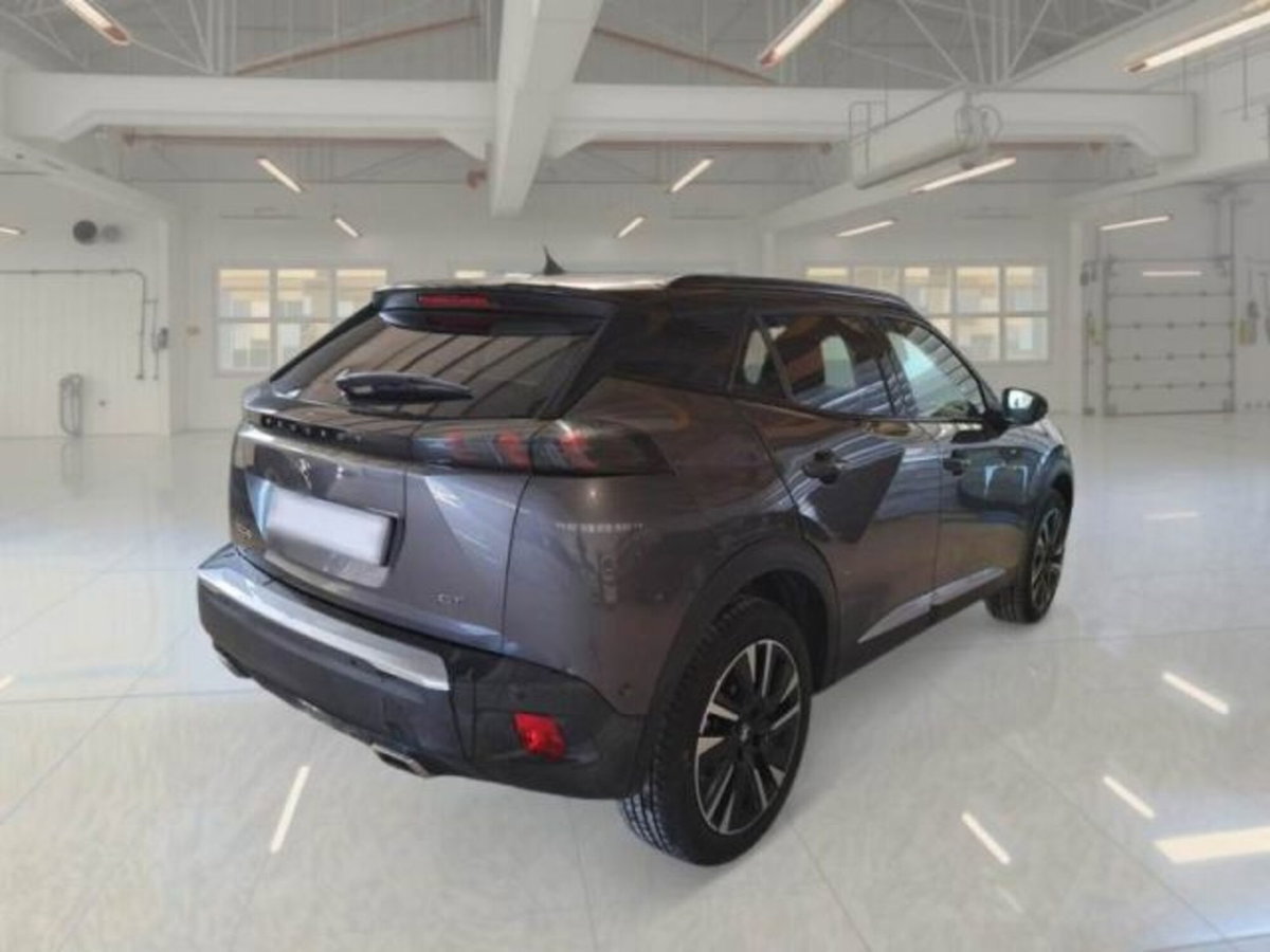 Peugeot 2008 PureTech 155 S&S EAT8 GT Pack (2)