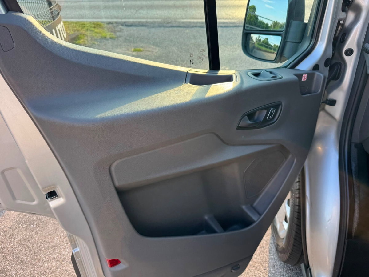 Ford Transit Furgone 350 2.0TDCi EcoBlue 4WD 130 PL-TM Furgone Entry (10)