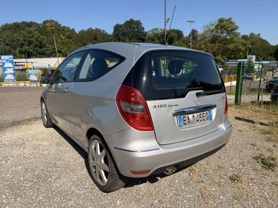 Mercedes-Benz Classe A 180 CDI Coupé Elegance (2)