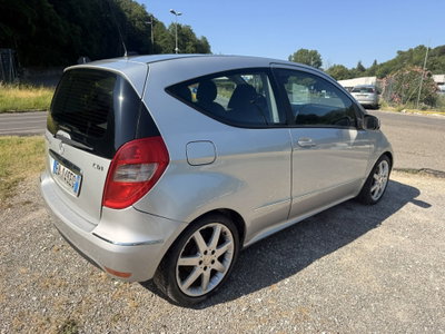 Mercedes-Benz Classe A 180 CDI Coupé Elegance (3)
