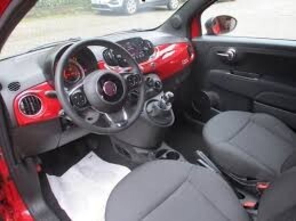 Fiat 500 1.0 Hybrid Red (5)